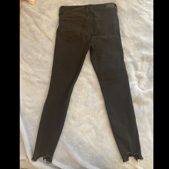 American Eagle NE(X)T LEVEL STRETCH Ripped Distressed High Waisted Jegging - Picture 2 of 5